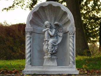 Classic Chapel with Seated Angel – 65 cm – Grey/White – Stone