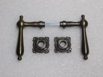 Classic Door Handle Set with Rosettes - Dark Patinated Brass