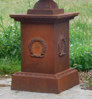 images/productimages/small/sokkel.klass.gietijzer.ci-077b22.png
