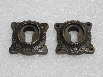 Set Klassieke Veiligheidsrozetten PC - Massief - Donker Gepatineerd Messing