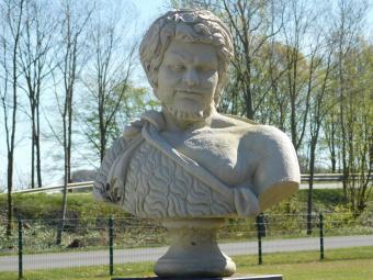 Vintage Bust of Hadrian - 68 cm - Stone