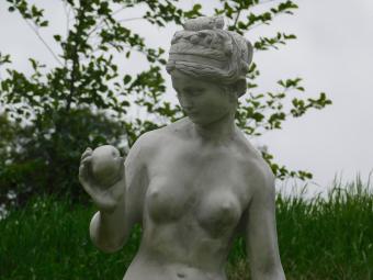 Sculpture: Woman with Apple – 115 cm – Polystone – White with Grey