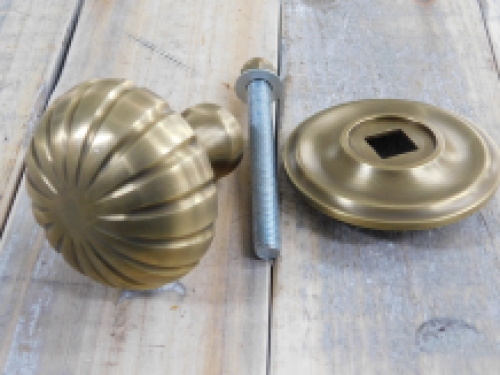 Door knob with rosette brass 70mm, door knob for front door, Solid and noble!!! (Fixed knob.)