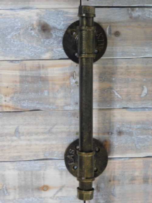 Beautiful hefty industrial door handle, iron bronze antique, very nice.