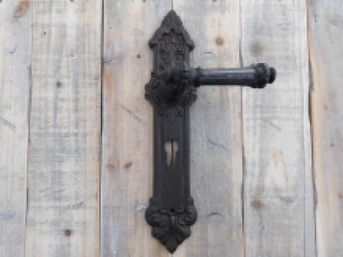 Set deurbeslag - vaste deurknop, deurklink en 2 deurplaten klassiek PZ92