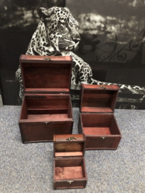 Beautiful set of 3 colonial wooden boxes with beautiful fittings, storage box.