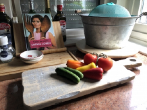 Wooden cutting board/tray - handmade, rustic Dutch wood.