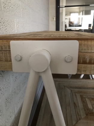 Wandtafel- Side-table Square wit, zeer fraai!
