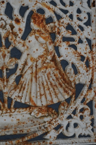Rooster, fender, gemaakt van gietijzer old-white-rust.