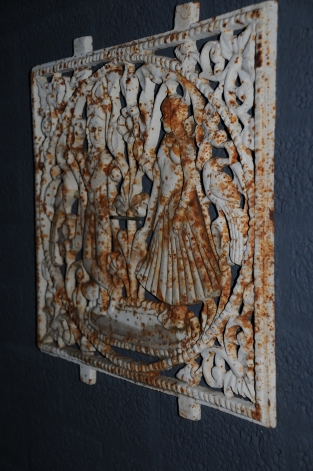 Rooster, fender, gemaakt van gietijzer old-white-rust.
