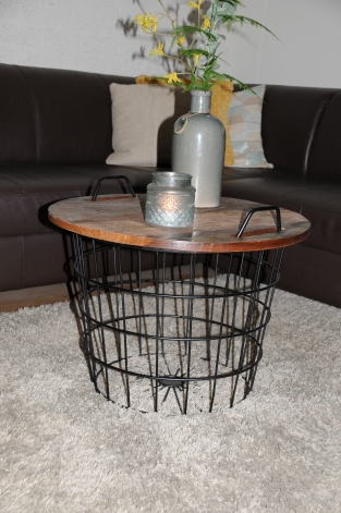 Table basket By-boo-metal-colonial hardwood tabletop, very trendy!!