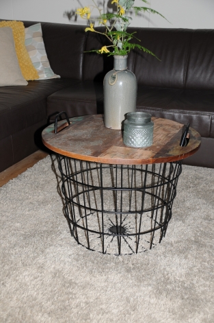 Table basket By-boo-metal-colonial hardwood tabletop, very trendy!!