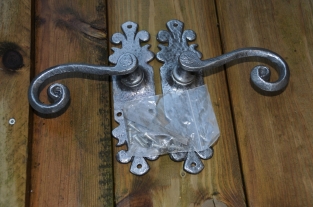 Exclusive set of door hardware - Lion XL - wrought iron