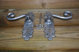 Exclusive set of door hardware Lion -wrought iron grey- PZ55