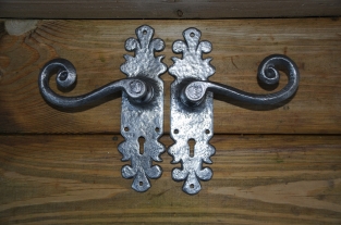 Exclusive set of door hardware Lion -wrought iron grey- PZ55