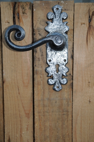 Exclusive set of door hardware Lion -wrought iron grey- PZ55