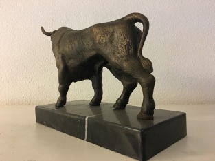 Sculptuur metalen bronskleurige grote stier, prachtig!!