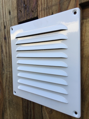 Air grille, vane grille aluminium white.