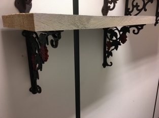 Beautiful shelf hanger with grape motif, cast iron-small