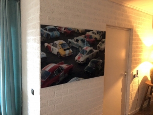 Wanddekoration Kunst auf Glas, Vollfarbe Oldtimer & Porsche, sehr schön!