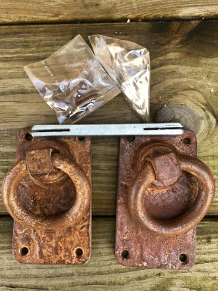 Rustic rings set as door closers/gate closers, beautiful nostalgic rust brown