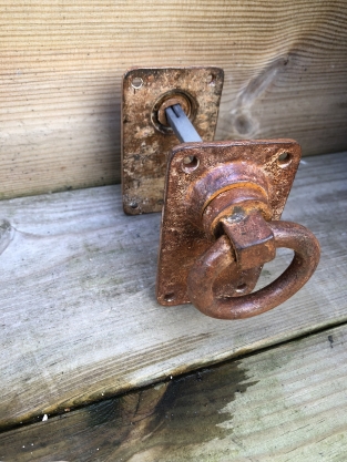 Rustic rings set as door closers/gate closers, beautiful nostalgic rust brown