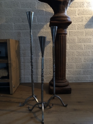 Beautiful wrought iron candlestick, 1 arm, medium size, beautiful ornate ironwork!