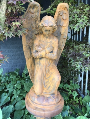 Angel - oxide-resistant, kneeling, full of stone, large statue.