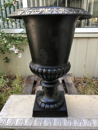 Heavy cast iron planter vase for outdoor use - black