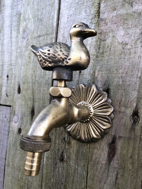 Wasserhahn mit Ente für Gartenbrunnen, Messing, schön!