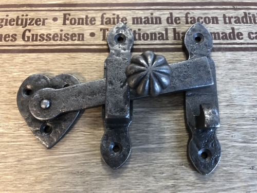 Valslot-poortslot rustiek gegoten metaal, zeer fraai !
