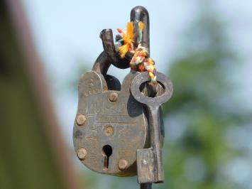 Medieval Padlock XI with Key on Stand - Decorative Masterpiece of Nostalgia