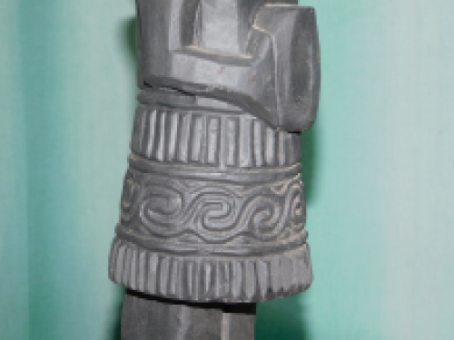 Hand-carved Asmat statue - 1/4 - Tibal Art Wood
