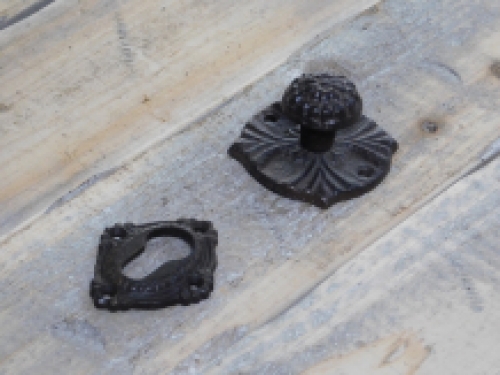 Fixed door knob Lindu - cast iron - with lock rosette for cylinder lock 