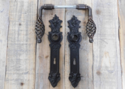 Set of door handles ui with 2 long door plates angels - for room doors 2 rosettes, 2 Castle rosettes - dark brown iron