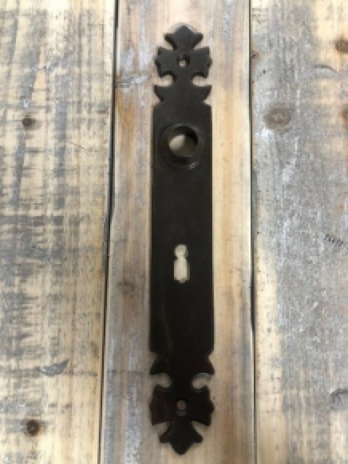 1 Long door plate iron brown ''Kruz'' - for room door, 72 mm.