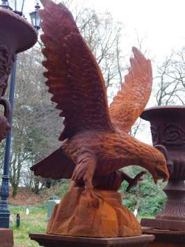 One-off: Eagle XL - 113 cm - Cast iron - Garden statue