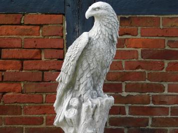 Adler auf Baumstumpf – 105 cm – Stein