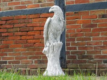 Adler auf Baumstumpf – 105 cm – Stein