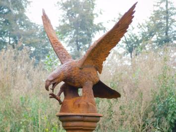 Adler auf rundem Sockel - 135 cm - Gusseisen