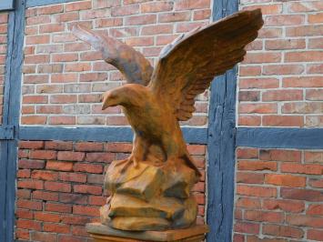 Large Eagle on Pedestal - XXL - Full Stone in Oxide