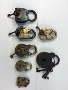 Fors hangslot van gietijzer - antiek-look - incl. oude sleutels