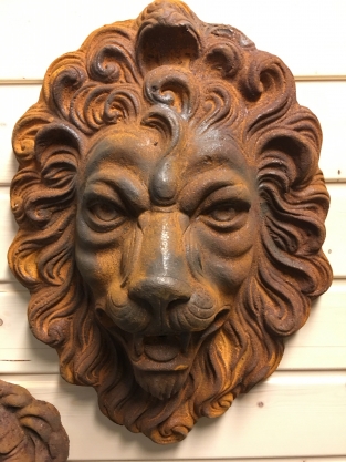 Wall fountain / water spout - lion head-large and beautiful