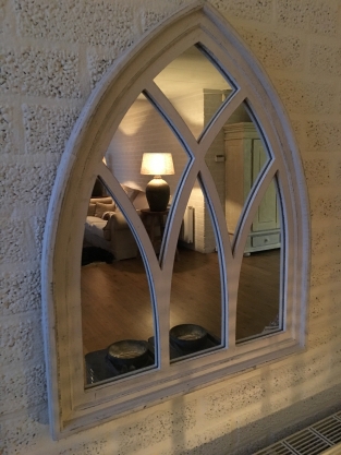 1 Mirror window with wooden frame in white wash