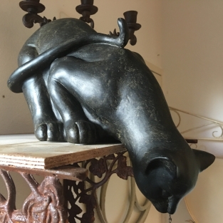 Statue Jumping Cat - Polystone