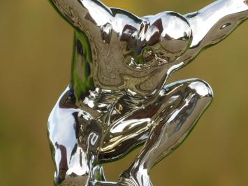 Statue ''Balance'' of Ceramic - Chrome Finish