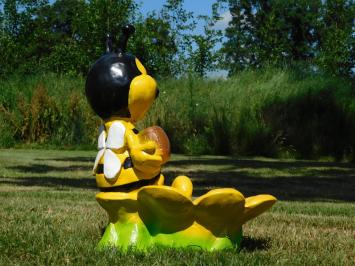 Skulptur „Biene mit Blumenkasten“ – 50 x 40 cm – Polystone