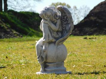 Beeld Engel op Bol - 36 cm - Steen