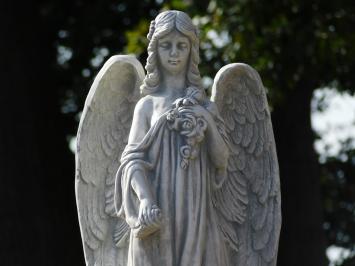 Large Statue of an Angel with Roses on a Pedestal – 117 cm – Stone