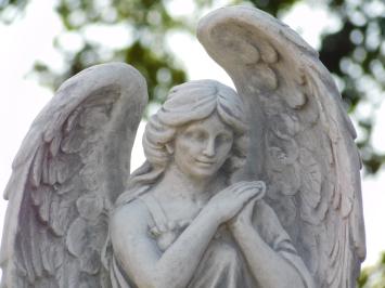 Garden Statue: Angel with Wings – 80 cm – Stone